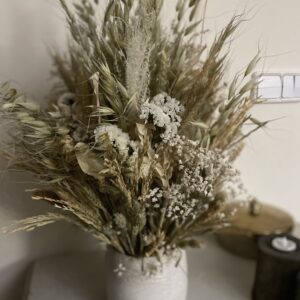 Centro de flores secas.